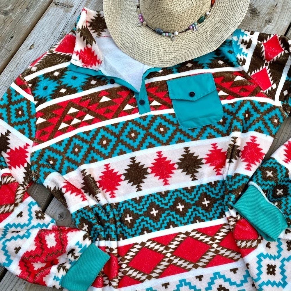 Southwestern Aztec summer boho fleece w farmhouse equestrian vibe